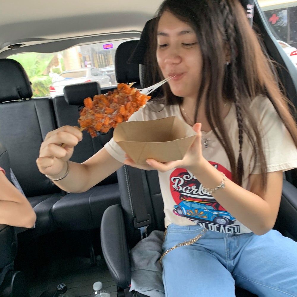 Meet your Posher, Lan anh